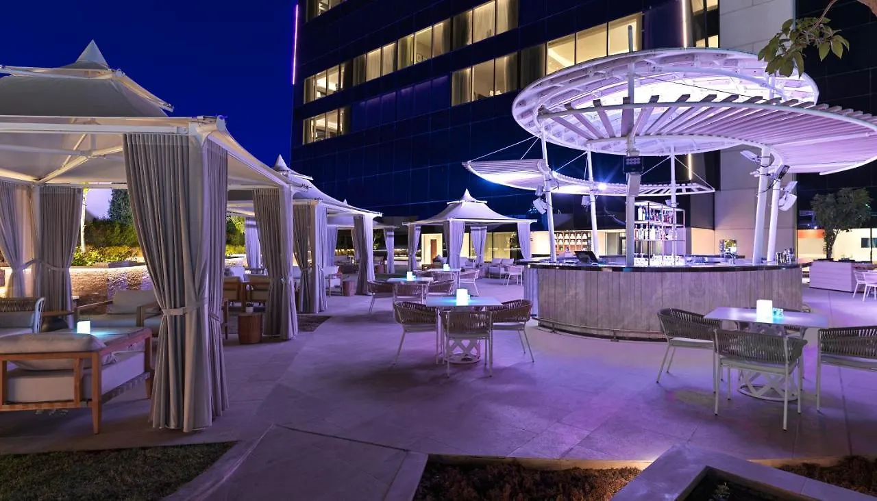 *****  Sofitel Dubai The Obelisk Ξενοδοχείο Ηνωμένα Αραβικά Εμιράτα
