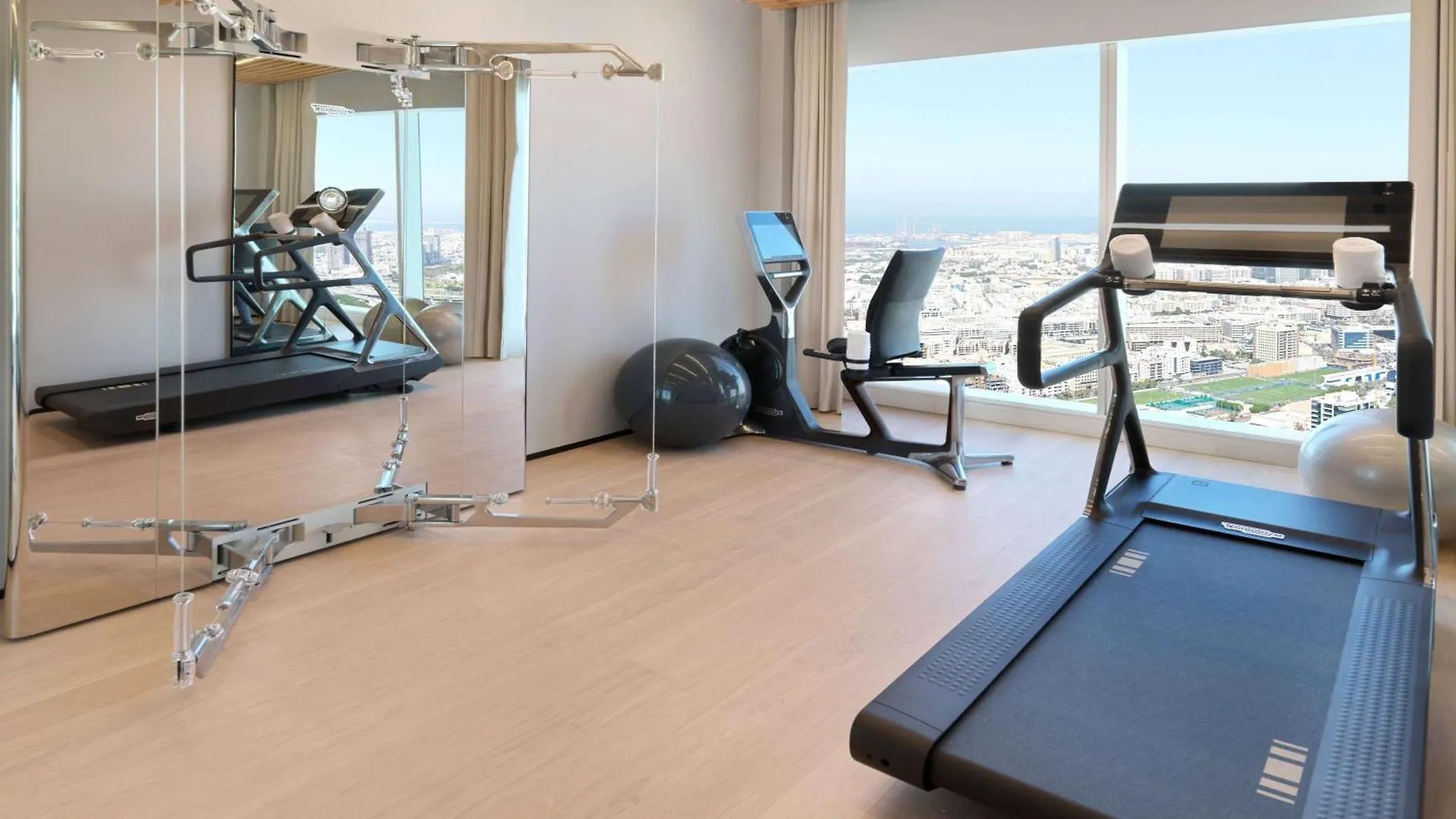 Sofitel Dubai The Obelisk Ξενοδοχείο 5*,