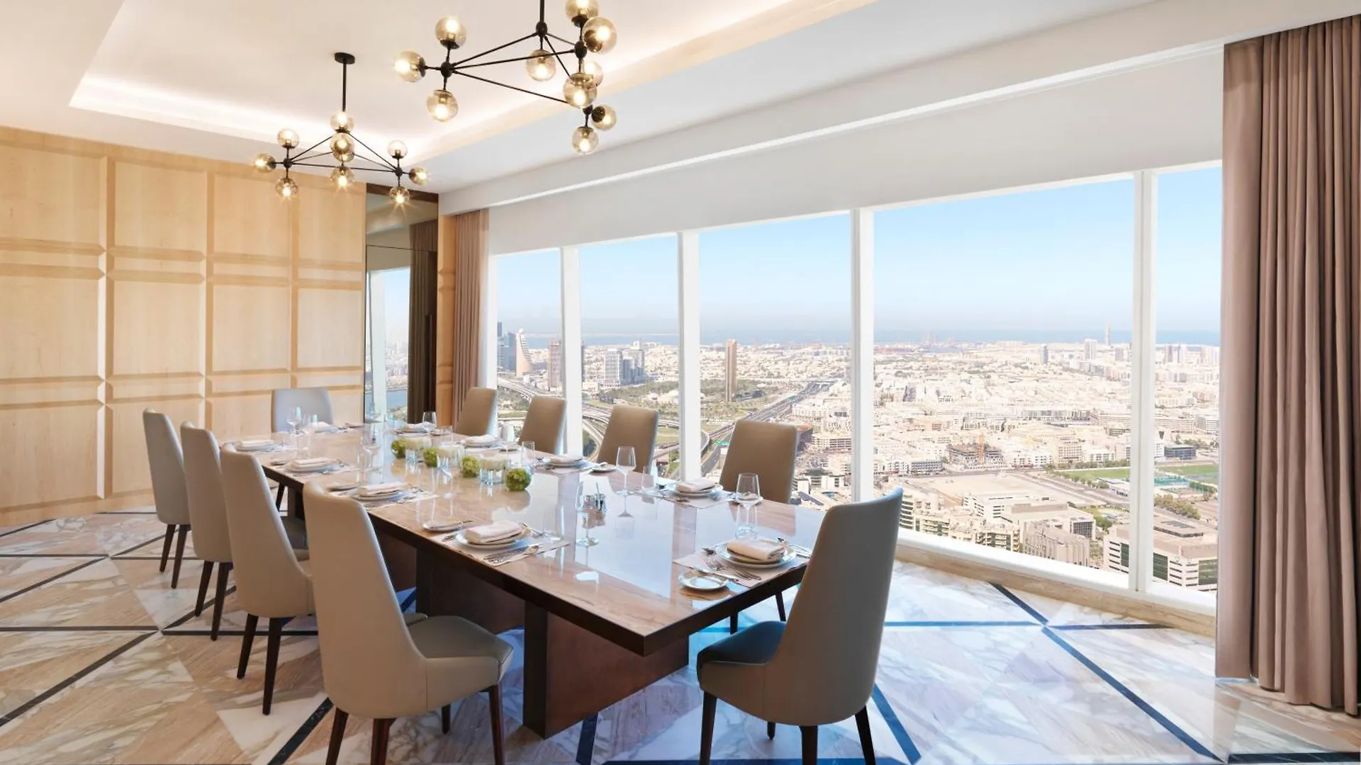 Sofitel Dubai The Obelisk Hotel 5*,  Verenigde Arabische Emiraten