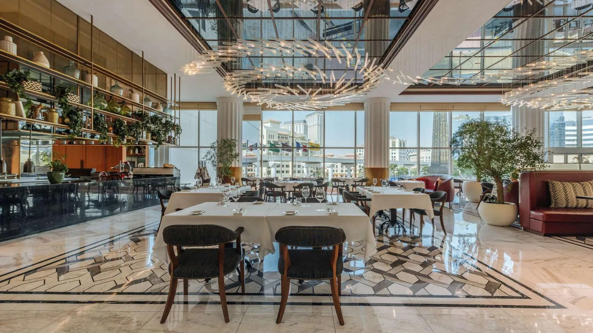 מלון Sofitel Dubai The Obelisk