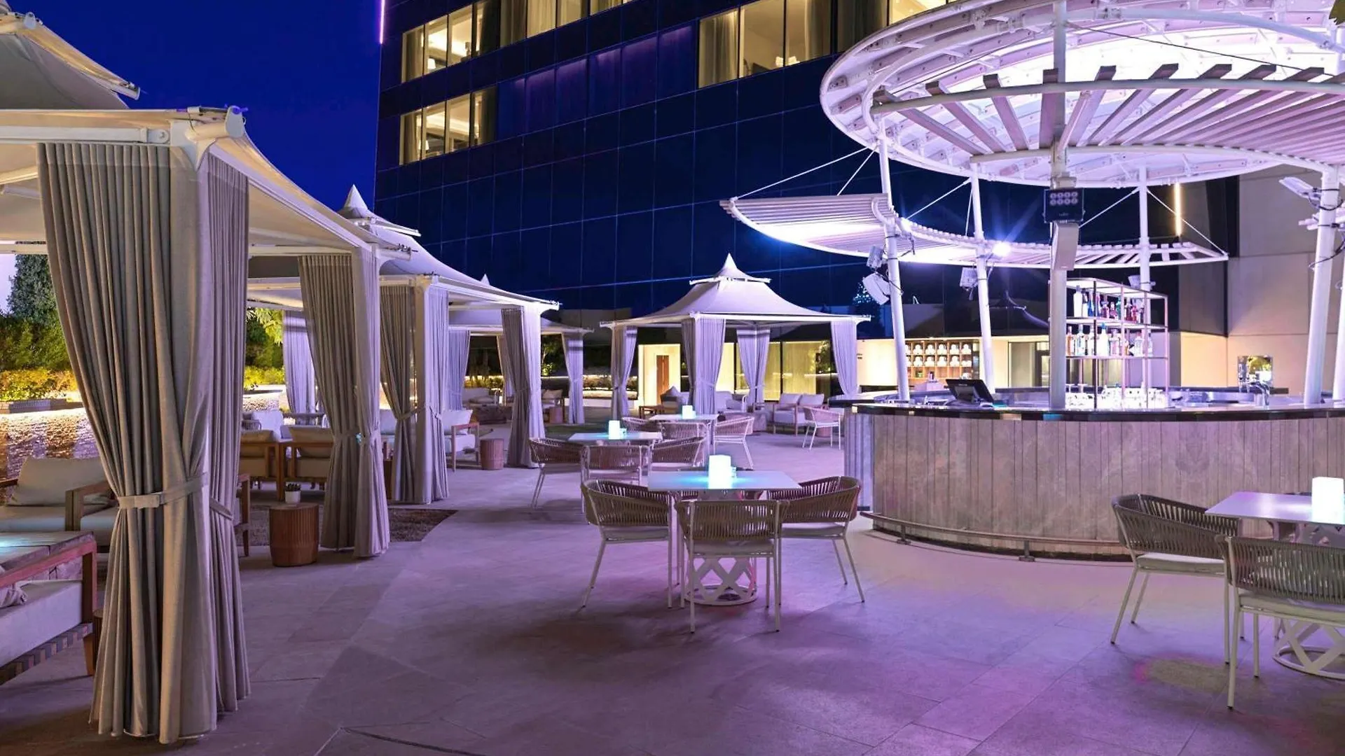 Sofitel Dubai The Obelisk Otel